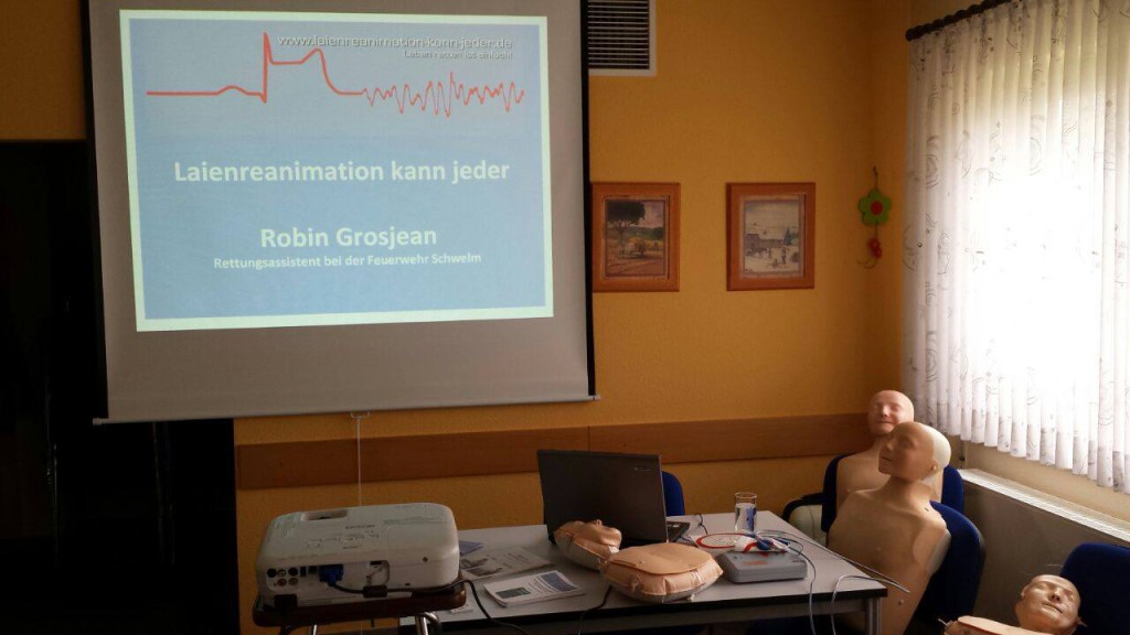 Übungen beim BahnSozialwerk Laienreanimation kann jeder!